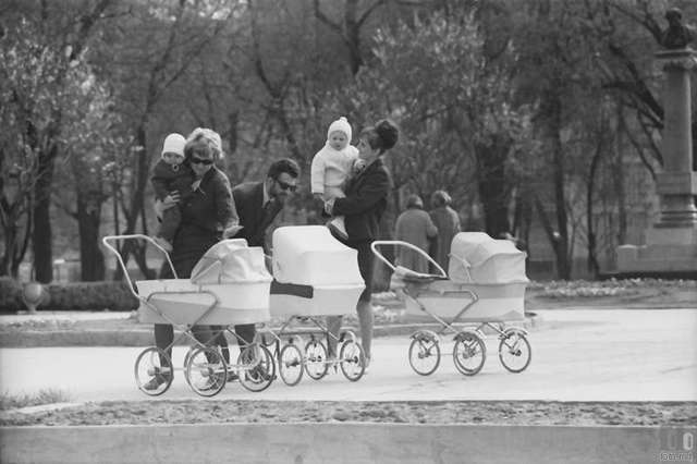 Детские коляски ссср фото Материнство - Коляски советских времен. Часть 22.
